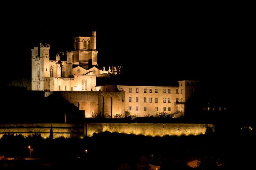 Hotel Du Champs De Mars Beziers Exterior photo